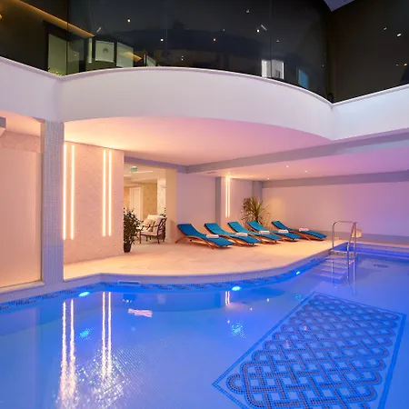 Cvita 4*
